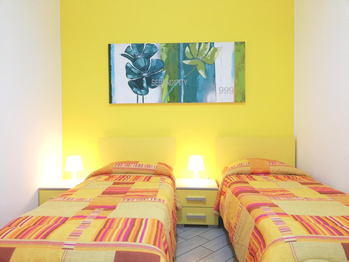 Capo D'Orlando Apartments Zewnętrze zdjęcie