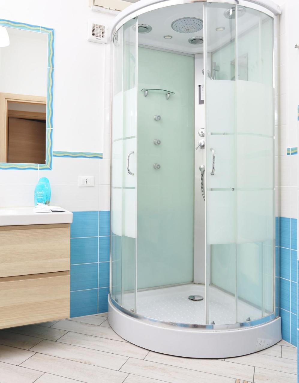 Capo D'Orlando Apartments Zewnętrze zdjęcie